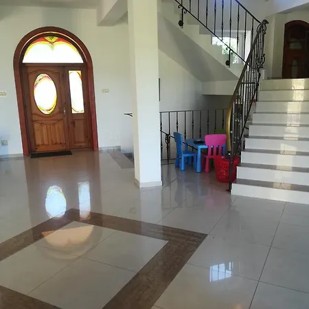 Palacyk Na Skarpie Country house *